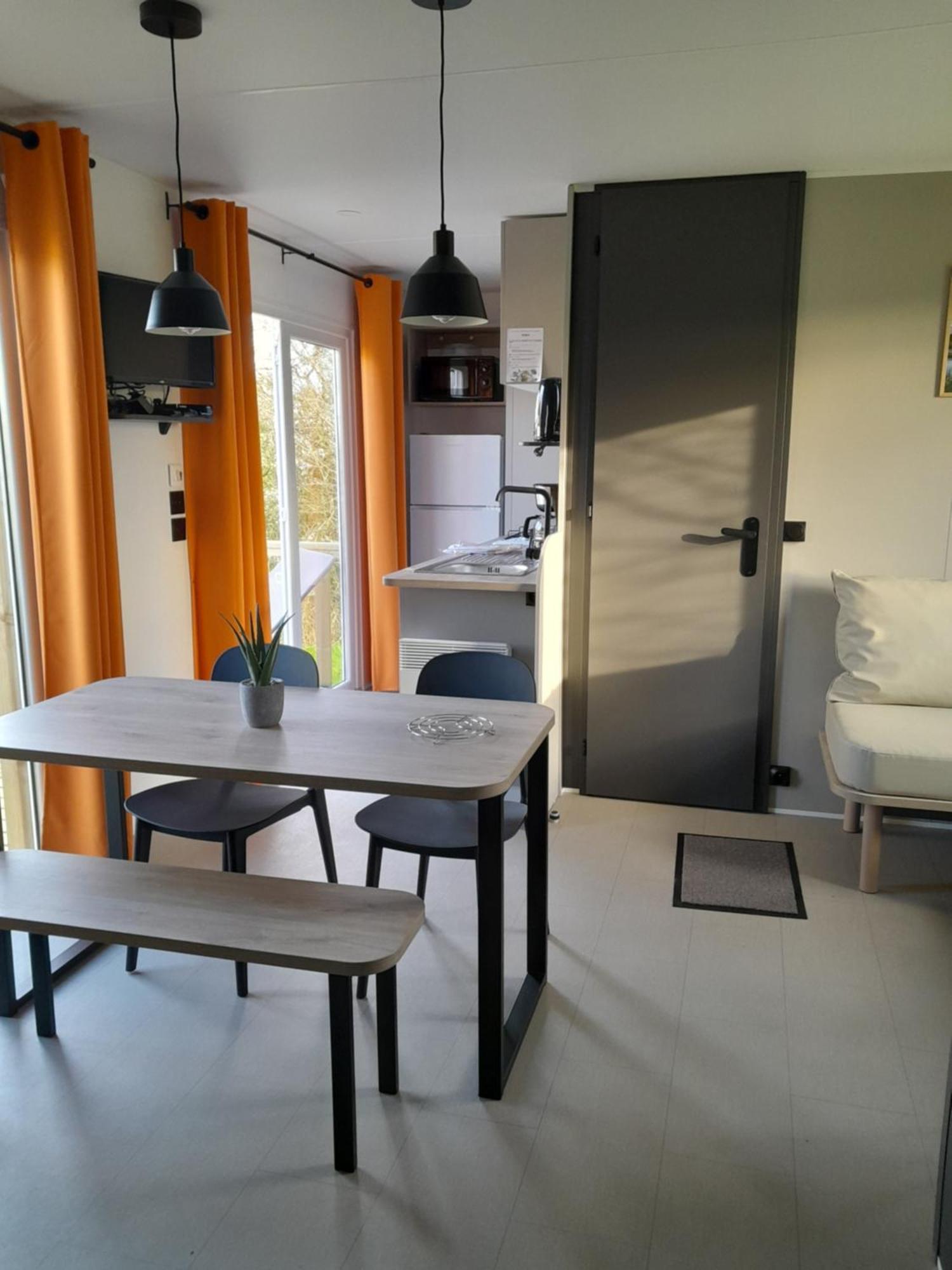 Camping Le Picard Tournieres Extérieur photo