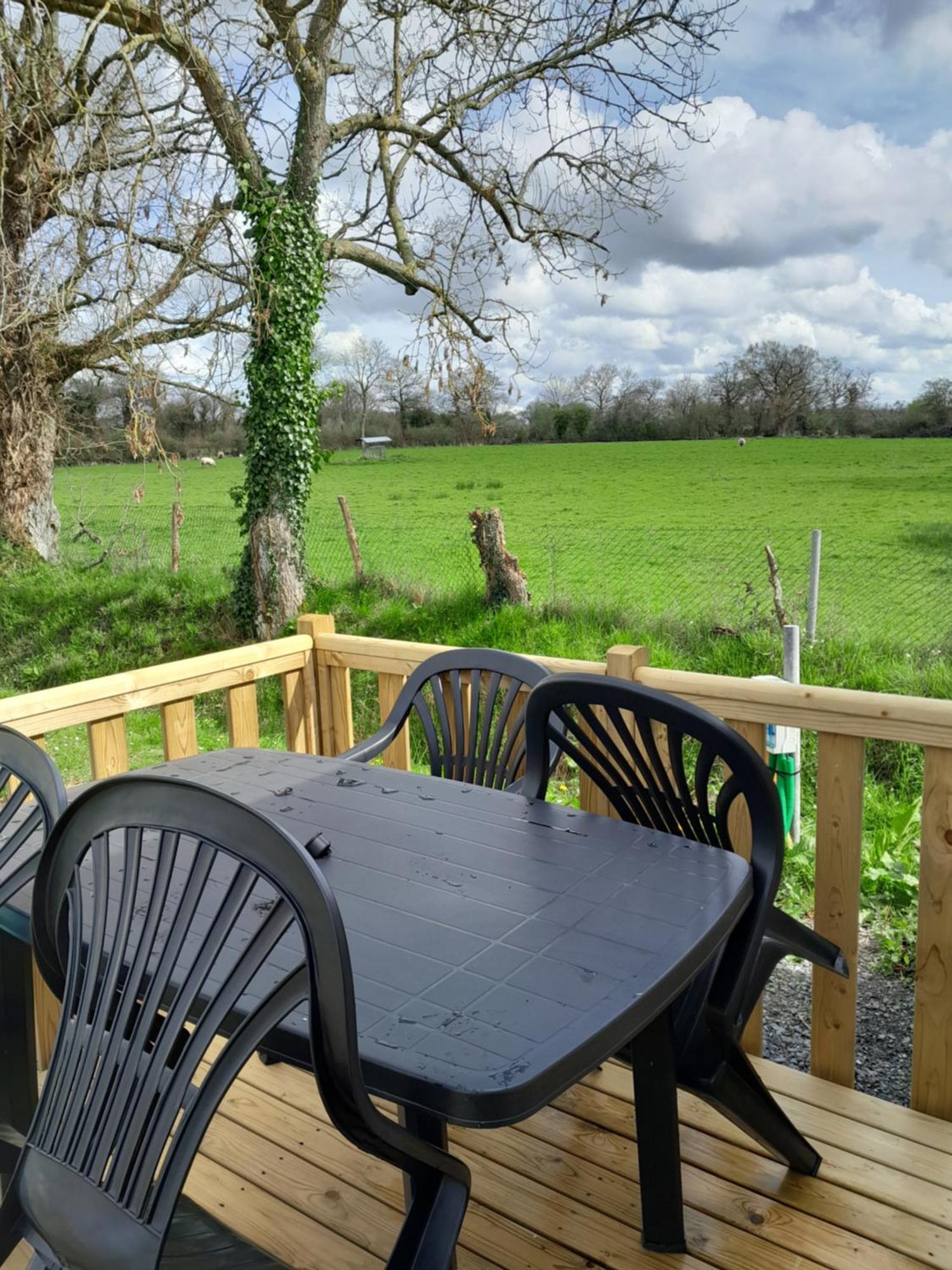 Camping Le Picard Tournieres Extérieur photo